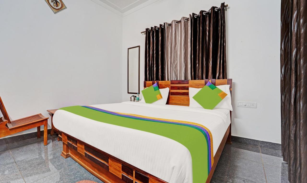 Treebo Alaka Rester Homestay 马迪凯里 外观 照片