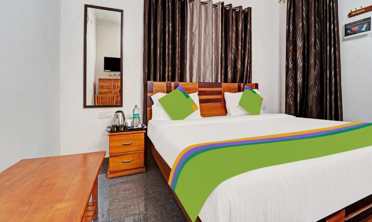 Treebo Alaka Rester Homestay 马迪凯里 外观 照片