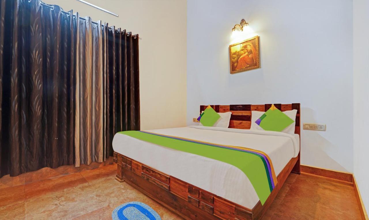 Treebo Alaka Rester Homestay 马迪凯里 外观 照片